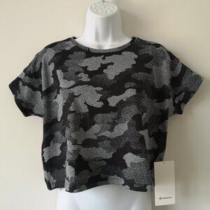 NWT LULULEMON HERI Black Grey Print Light Luon Soft Cates Training Tee Top 6
